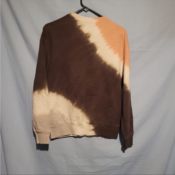 Disney's Mickey Mouse sweatshirt - Picture 2 of 3